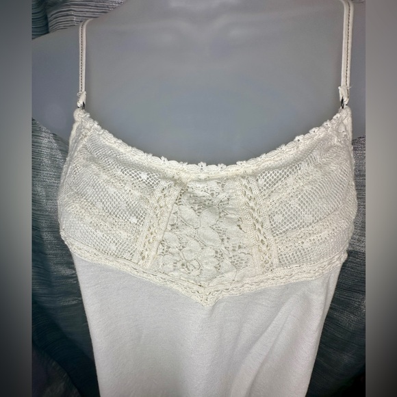 American Eagle Outfitters Bohemian Flowy Camisole Tank Top Shirt ~ Small - Picture 2 of 9